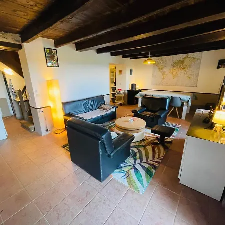 Maison Au Calme Pour 7 Personnes Semesterbostad *