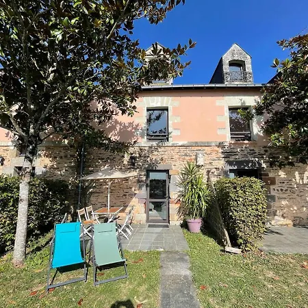 Semesterbostad Maison Au Calme Pour 7 Personnes La Chapelle-de-Brain